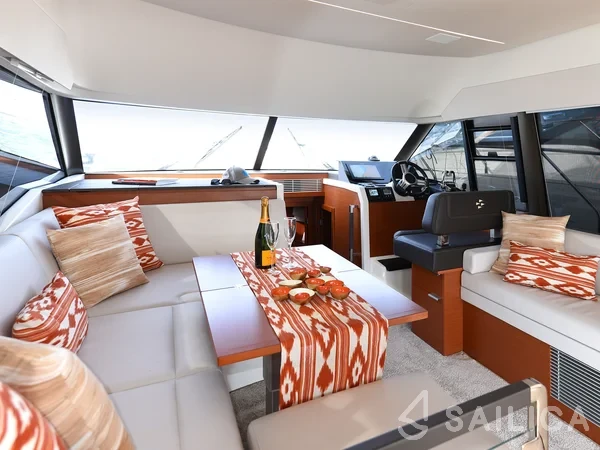 Prestige 42 Fly - Yacht Charter Sailica