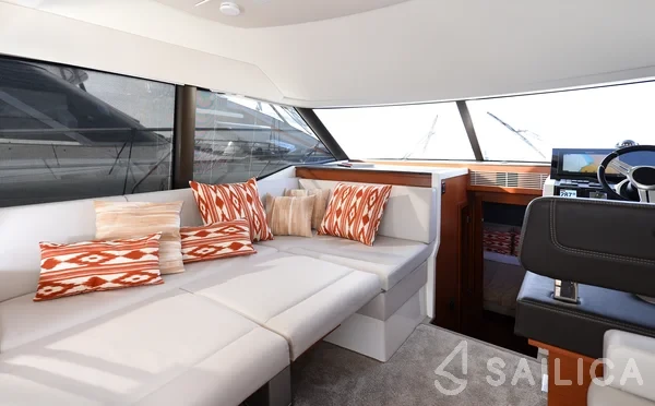 Prestige 42 Fly - Yacht Charter Sailica