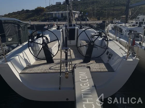 Xp 44 - Yacht Charter Sailica