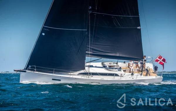 Xp 44 - Yacht Charter Sailica