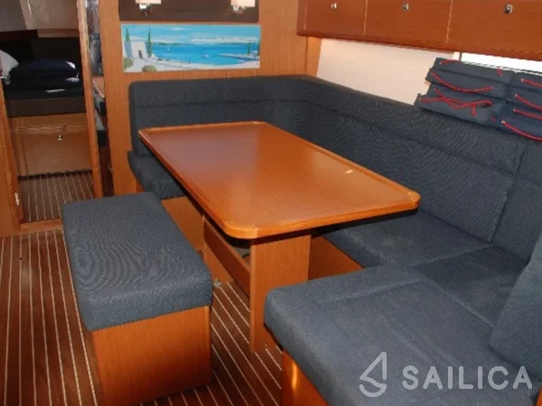 Bavaria 41 Cruiser - Yacht Charter Sailica