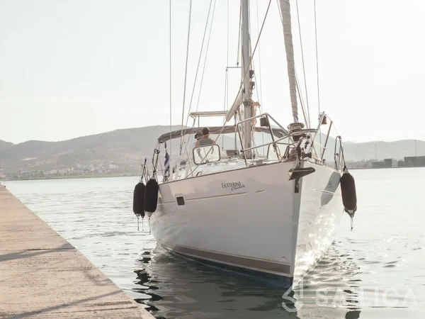 Oceanis 411 Clipper - Yacht Charter Sailica