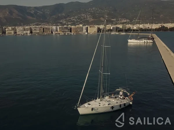 Oceanis 411 Clipper - Yacht Charter Sailica