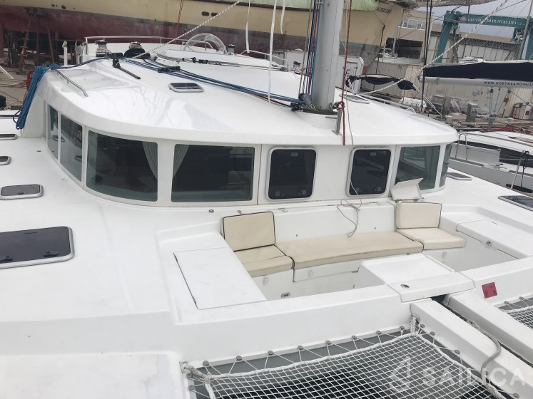 Lagoon 440 - Yacht Charter Sailica