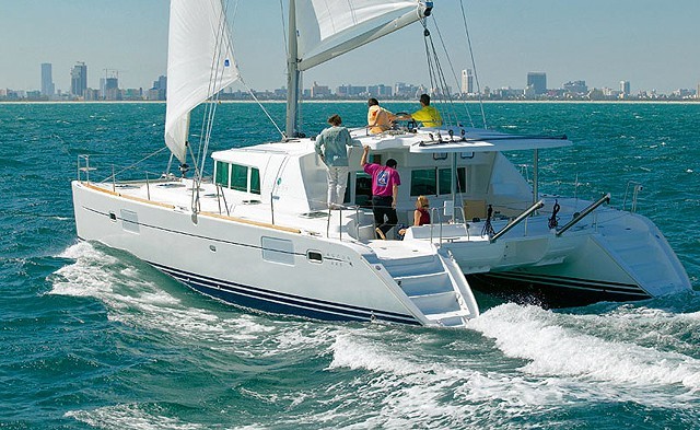 Lagoon 440 - Yacht Charter Sailica