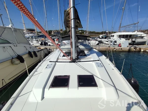 Hanse 508 - Yacht Charter Sailica