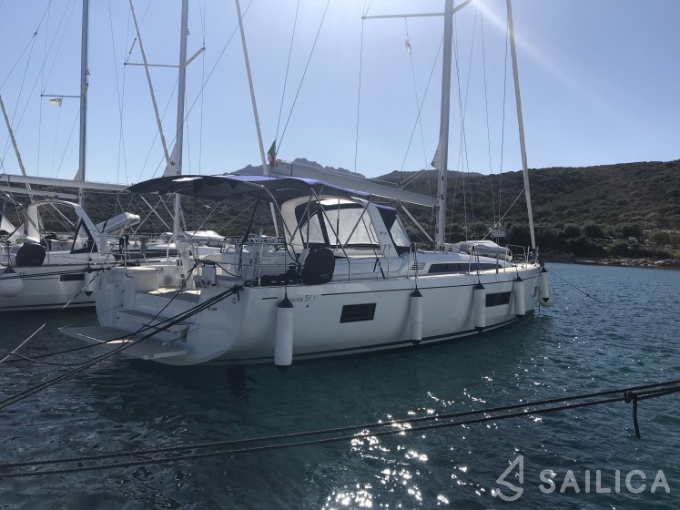 Oceanis 51.1 - Yacht Charter Sailica