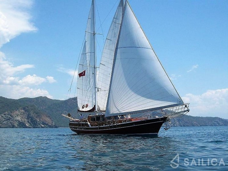 Gulet - Yacht Charter Sailica