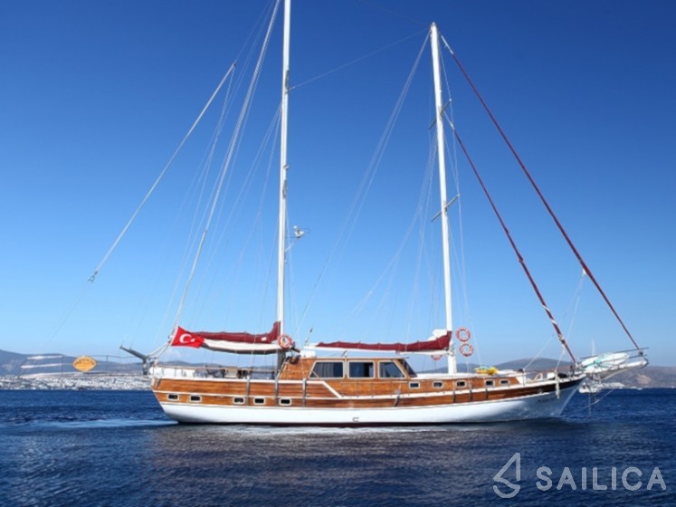Gulet - Yacht Charter Sailica