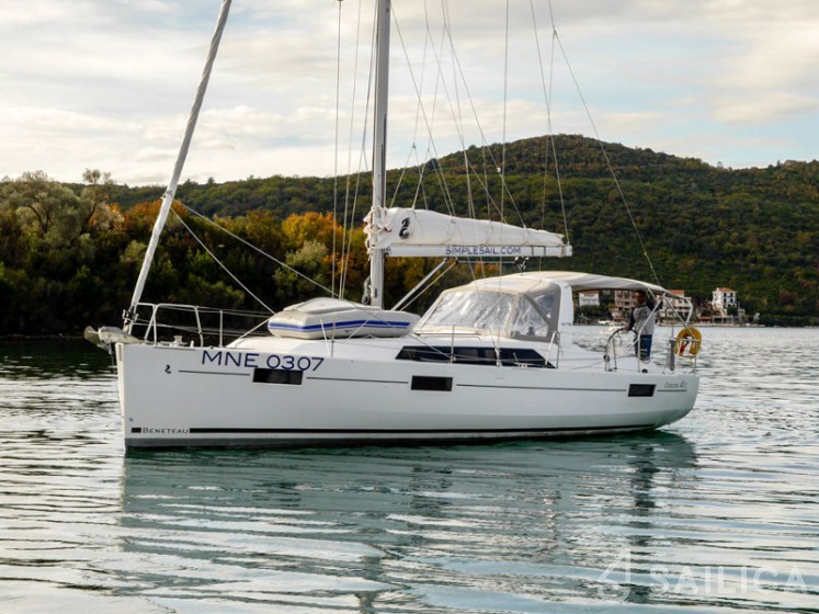 Oceanis 41.1 - Yacht Charter Sailica