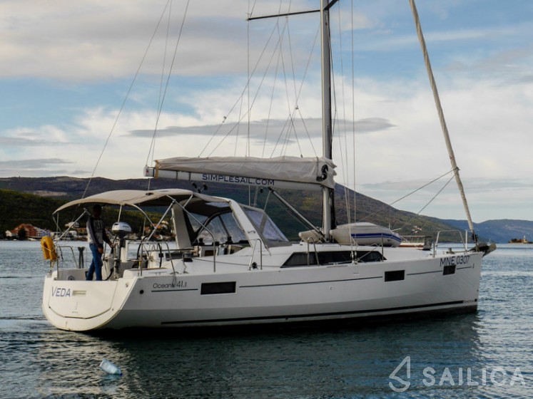 Oceanis 41.1 - Yacht Charter Sailica