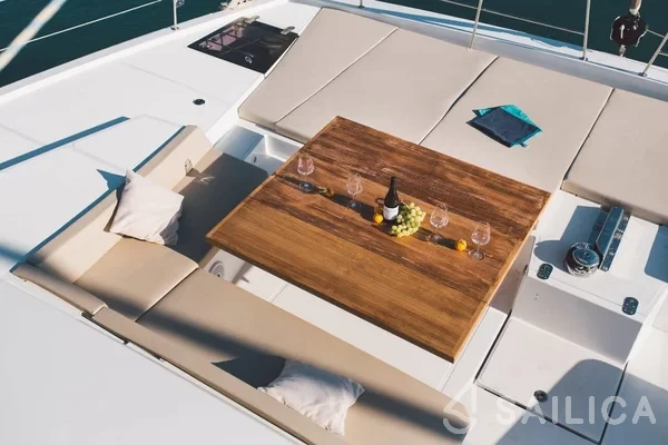 Bali 5.4. - Yacht Charter Sailica