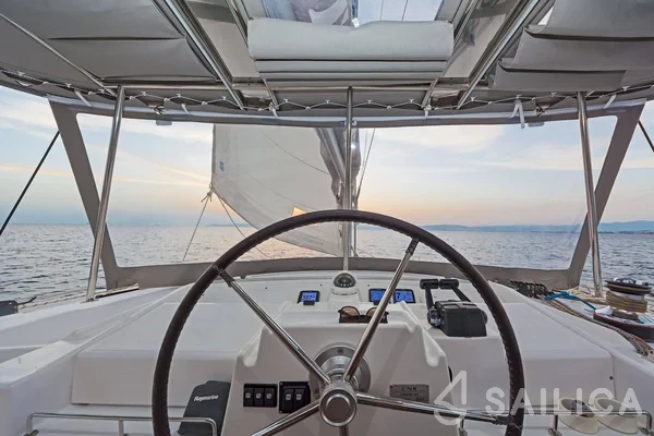 Lagoon 500 - Yacht Charter Sailica
