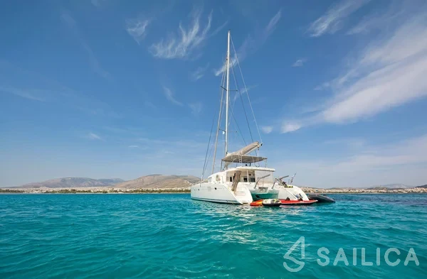 Lagoon 500 - Yacht Charter Sailica