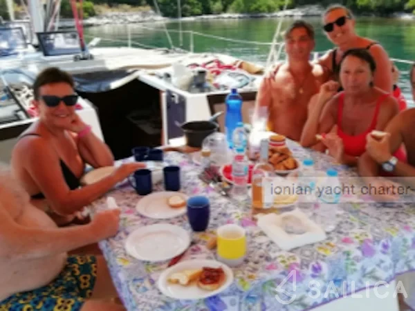 Sun Odyssey 39 DS - Yacht Charter Sailica