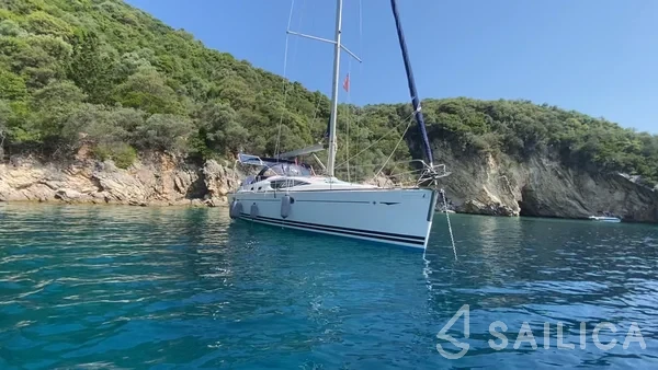 Sun Odyssey 39 DS - Yacht Charter Sailica