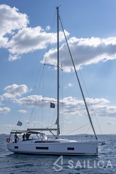 Oceanis 46.1 - Yacht Charter Sailica
