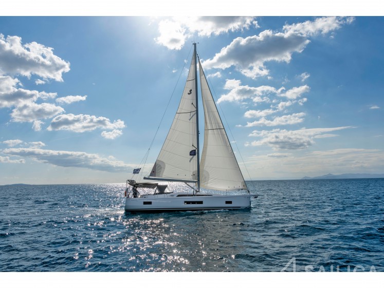 Oceanis 46.1 - Yacht Charter Sailica