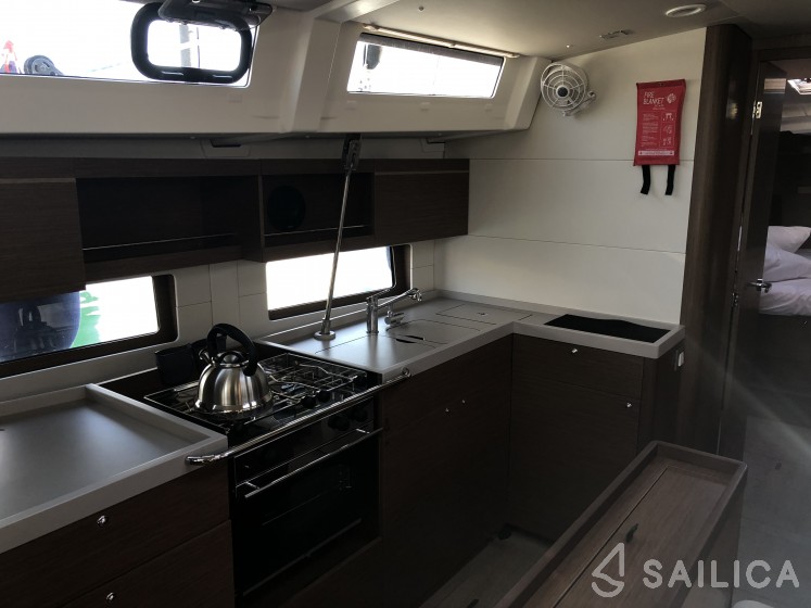 Oceanis 46.1 - Yacht Charter Sailica