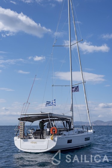 Oceanis 46.1 - Yacht Charter Sailica