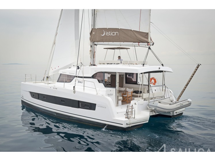 Bali Catspace - Yacht Charter Sailica