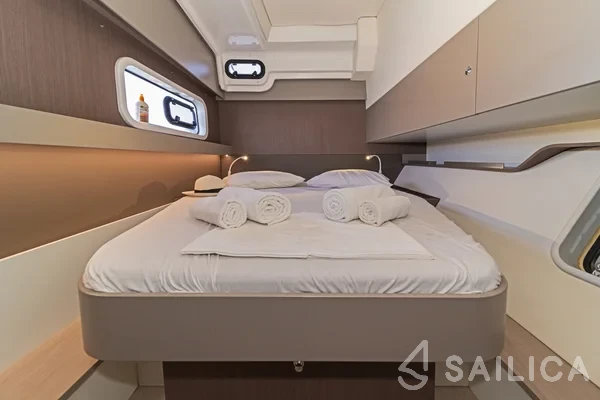 Bali Catspace - Yacht Charter Sailica