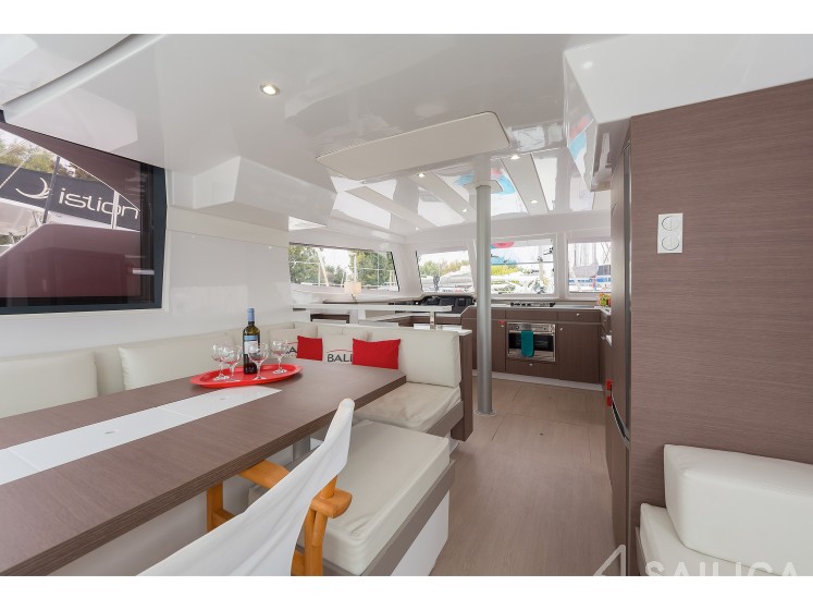 Bali Catspace - Yacht Charter Sailica