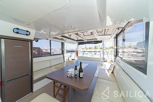 Bali Catspace - Yacht Charter Sailica