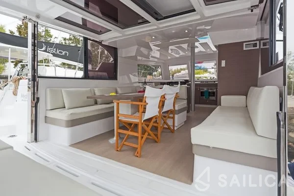 Bali Catspace - Yacht Charter Sailica