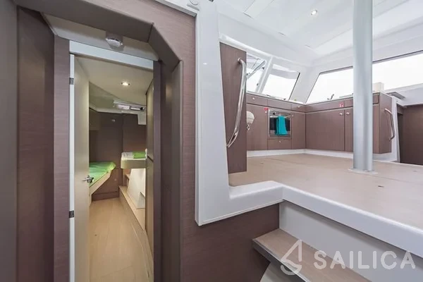 Bali Catspace - Yacht Charter Sailica