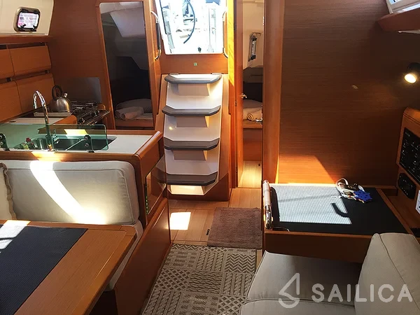 Sun Odyssey 389 - Yacht Charter Sailica