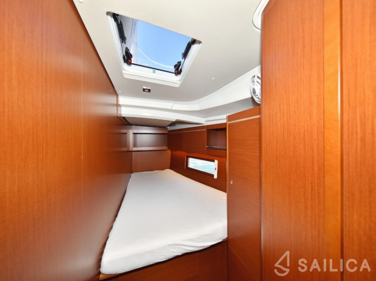 Oceanis 46.1 - Yacht Charter Sailica