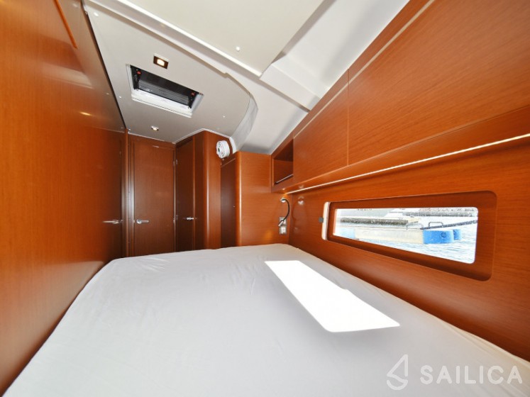 Oceanis 46.1 - Yacht Charter Sailica