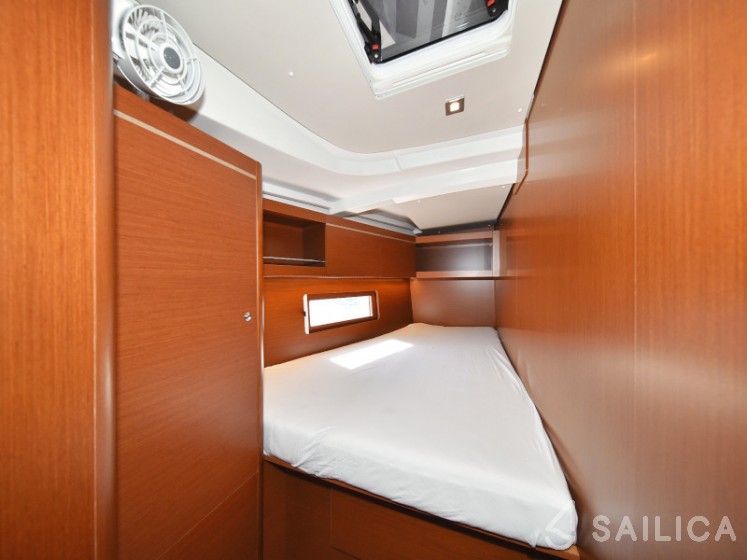 Oceanis 46.1 - Yacht Charter Sailica