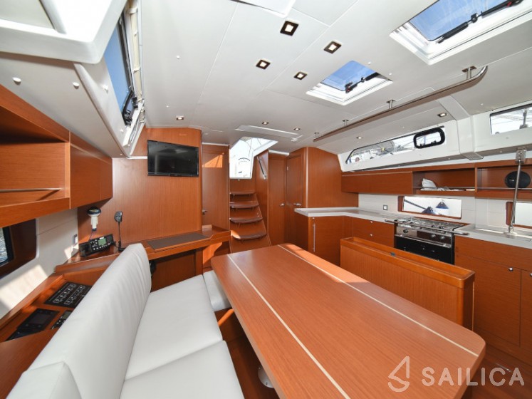 Oceanis 46.1 - Yacht Charter Sailica