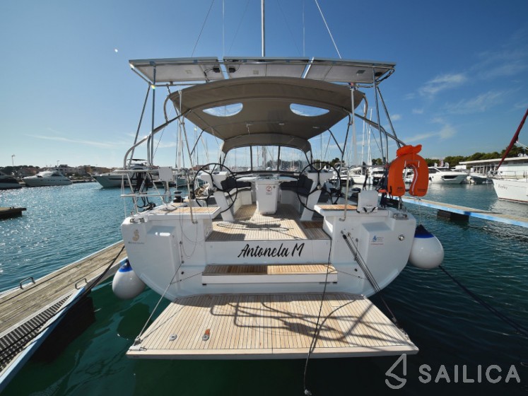 Oceanis 46.1 - Yacht Charter Sailica