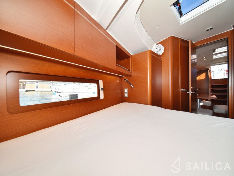 Oceanis 46.1 - Yacht Charter Sailica