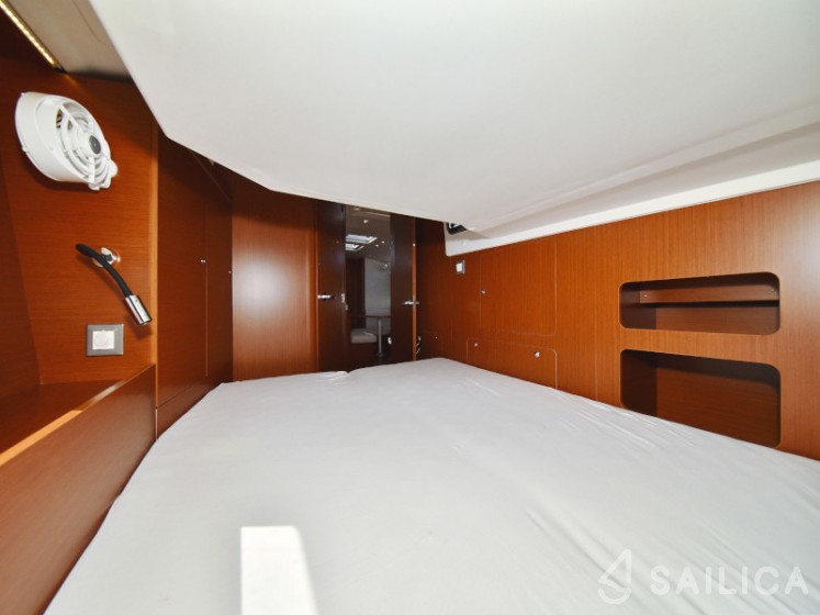 Oceanis 46.1 - Yacht Charter Sailica