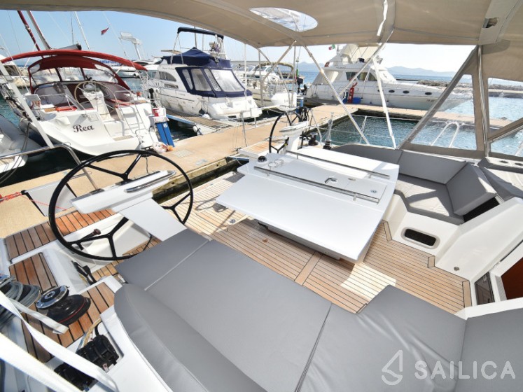 Oceanis 46.1 - Yacht Charter Sailica