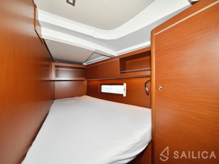 Oceanis 46.1 - Yacht Charter Sailica
