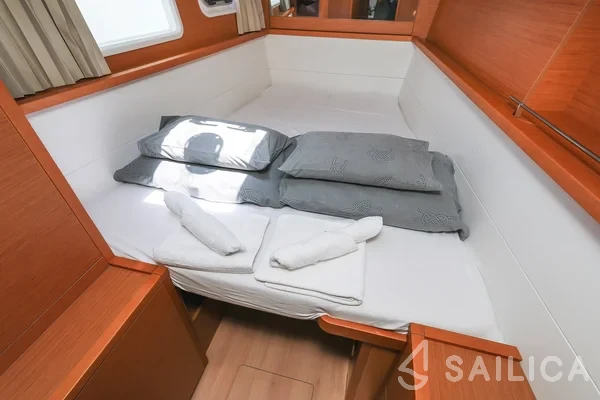 Lagoon 450 - Yacht Charter Sailica