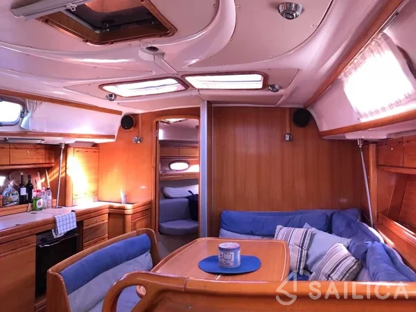 Bavaria 39 Cruiser - Yacht Charter Sailica