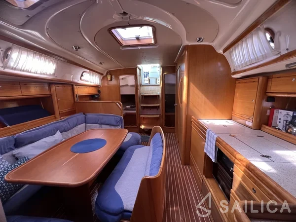 Bavaria 39 Cruiser - Yacht Charter Sailica