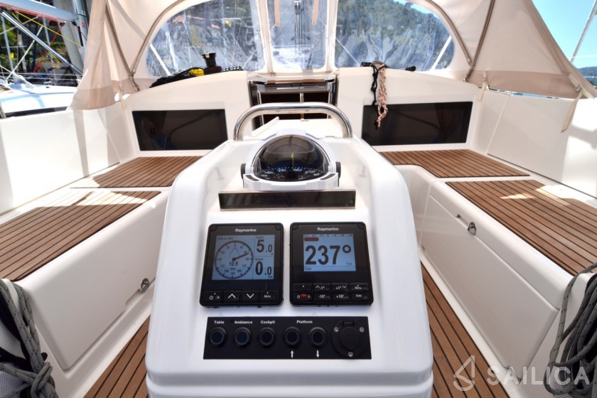 Sun Odyssey 440 - Yacht Charter Sailica