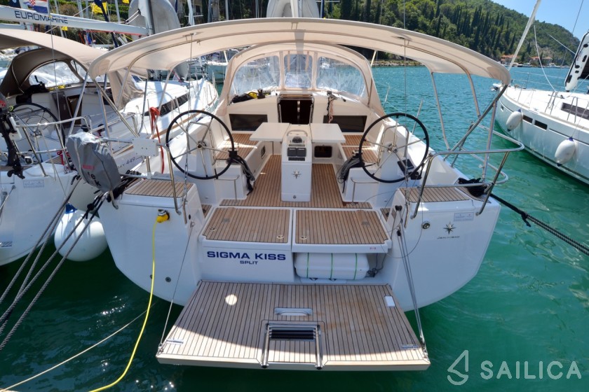Sun Odyssey 440 - Yacht Charter Sailica
