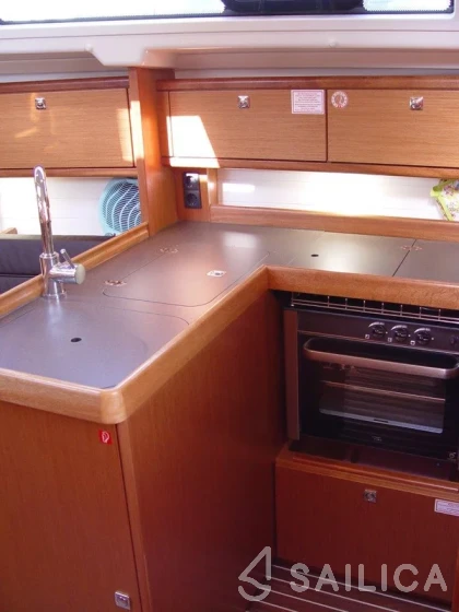 Bavaria 34 Cruiser - Yacht Charter Sailica