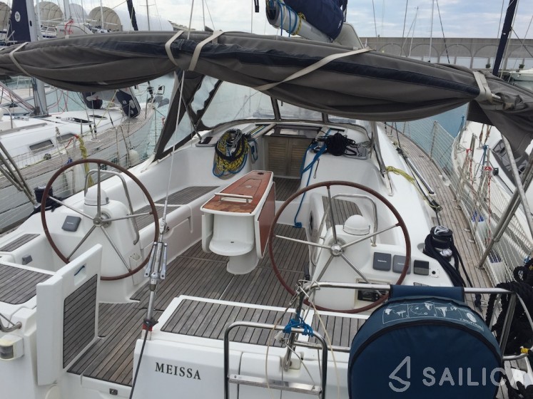 Oceanis 46 - Yacht Charter Sailica