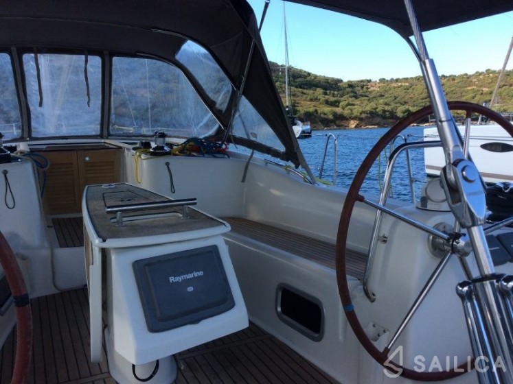Oceanis 46 - Yacht Charter Sailica