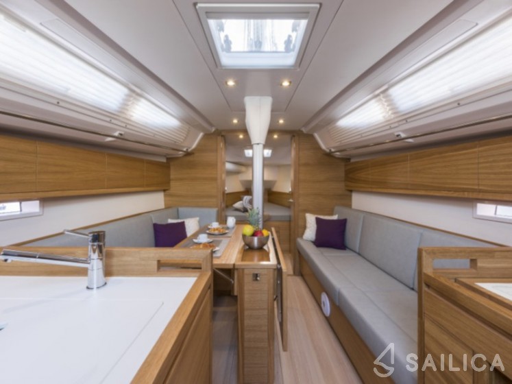 Salona 38 - Yacht Charter Sailica