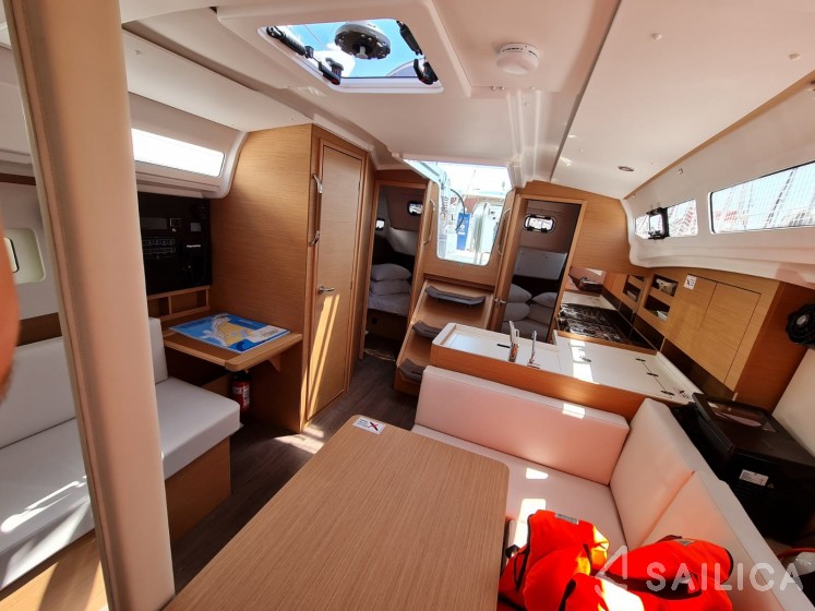 Sun Odyssey 380 - Yacht Charter Sailica